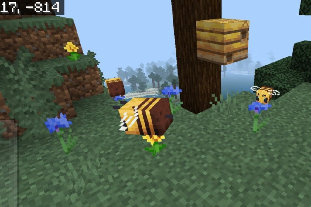 bees harvesting flower nectar in minecraft